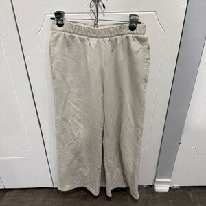Hollister Cream Ultra High-Rise Fleece Sweatpants